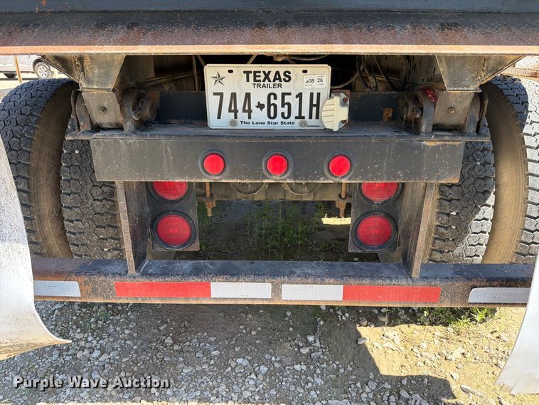 image for item ED5293 2005 Davis end dump pup trailer