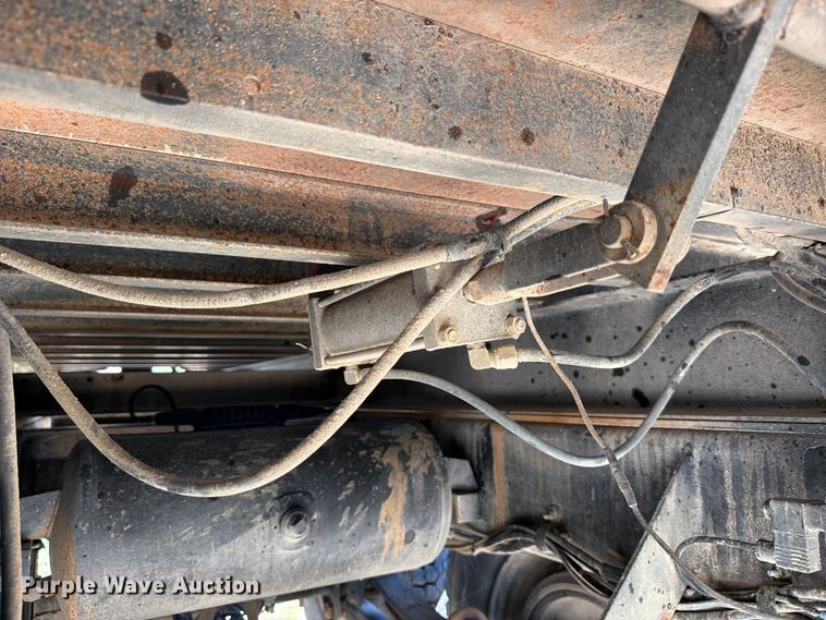 image for item ED5293 2005 Davis end dump pup trailer