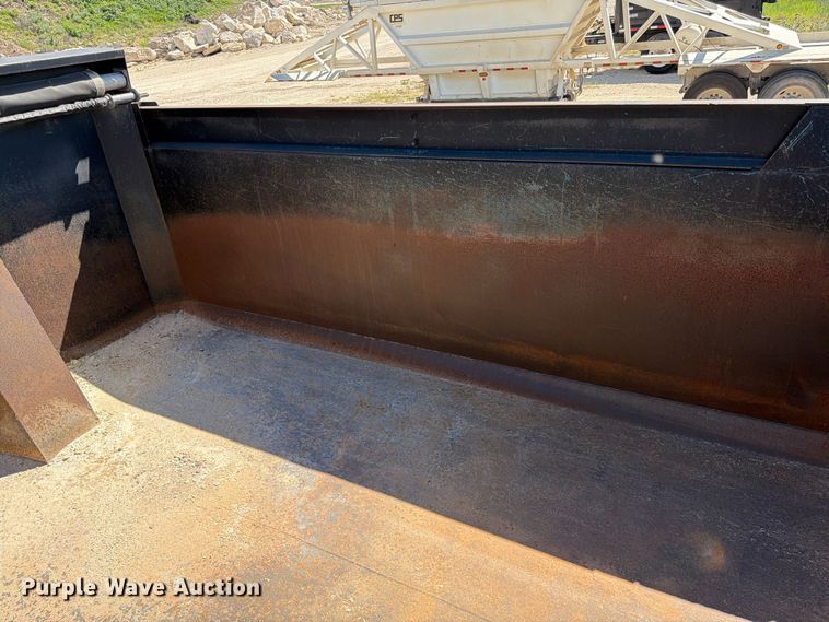image for item ED5293 2005 Davis end dump pup trailer