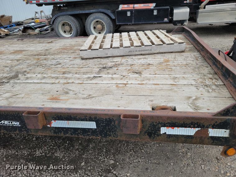 image for item EE0929 1989 Felling FT-20 equipment trailer
