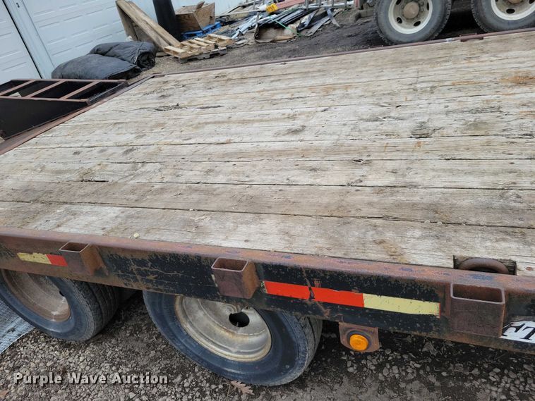 image for item EE0929 1989 Felling FT-20 equipment trailer