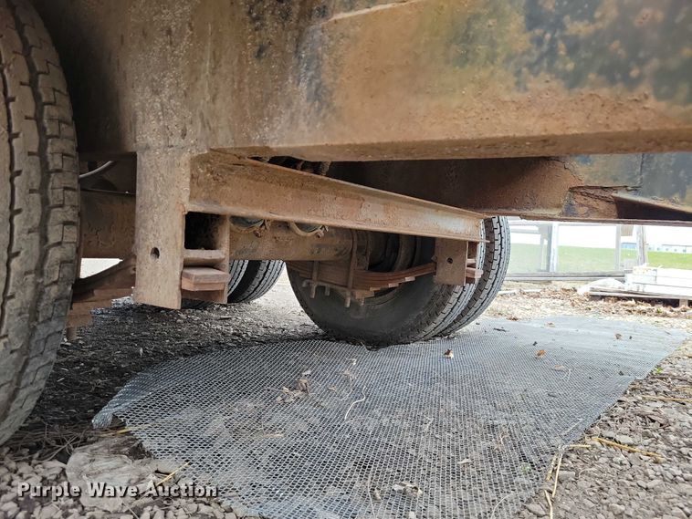 image for item EE0929 1989 Felling FT-20 equipment trailer