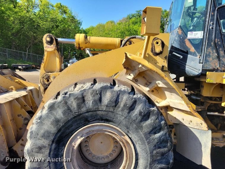 image for item EE1007 2006 Caterpillar 966H wheel loader
