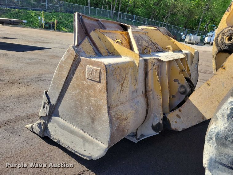 image for item EE1007 2006 Caterpillar 966H wheel loader
