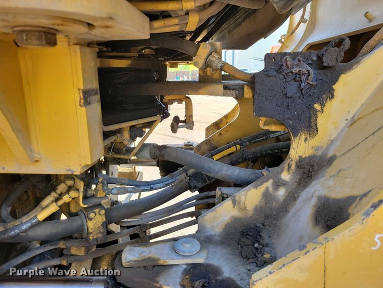 image for item EE1007 2006 Caterpillar 966H wheel loader