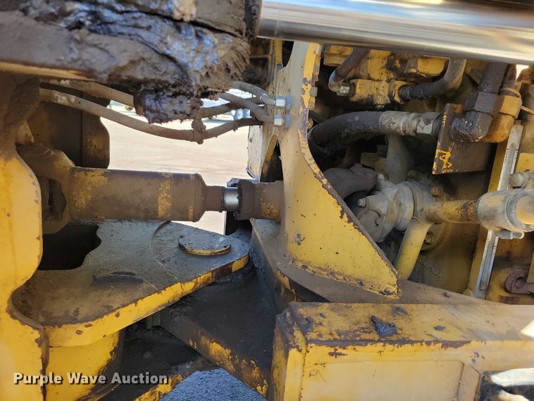 image for item EE1007 2006 Caterpillar 966H wheel loader