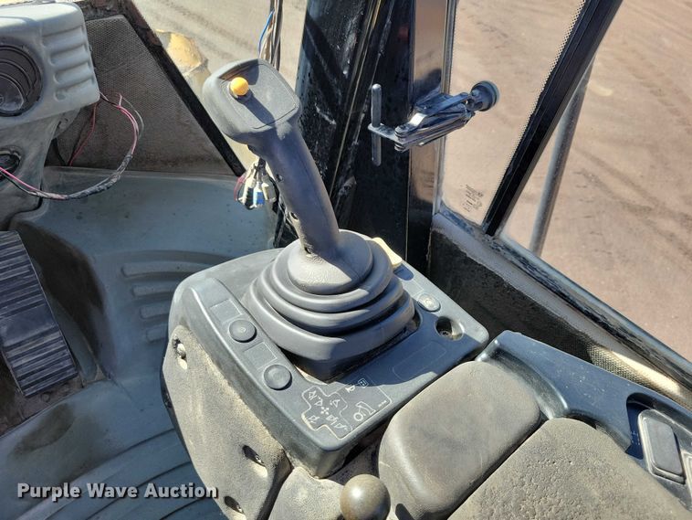 image for item EE1007 2006 Caterpillar 966H wheel loader