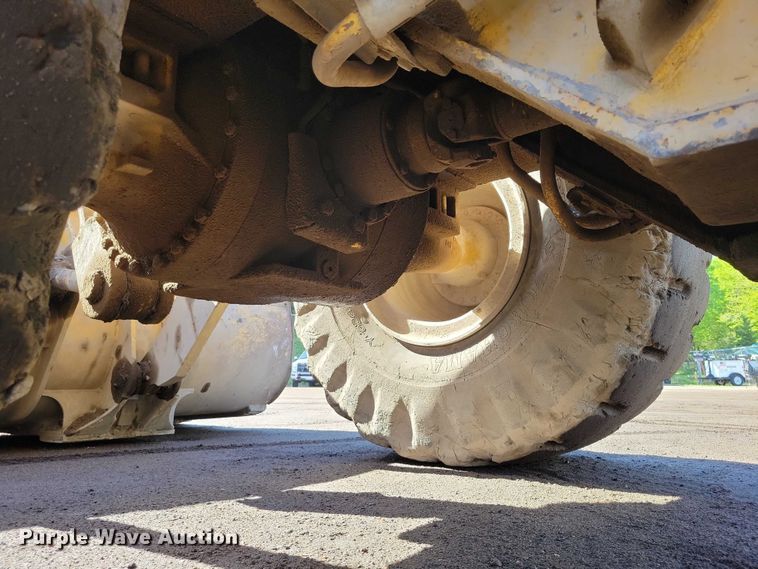 image for item EE1007 2006 Caterpillar 966H wheel loader