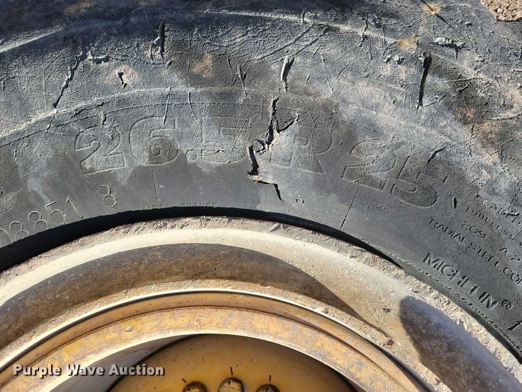 image for item EE1007 2006 Caterpillar 966H wheel loader