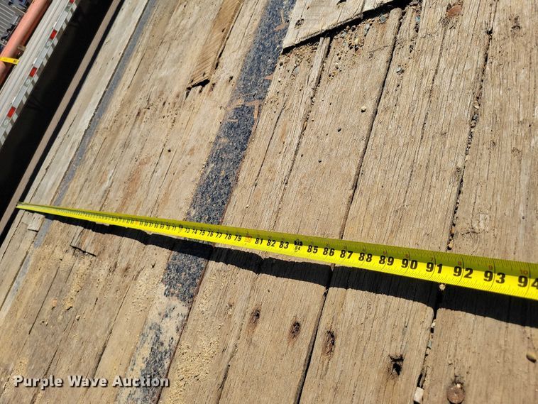 image for item EE1008 2000 Wabash drop deck equipment trailer