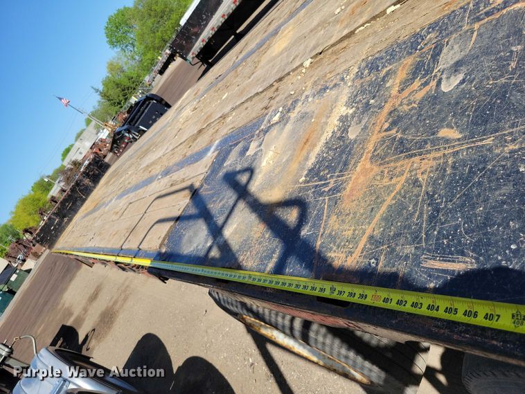 image for item EE1008 2000 Wabash drop deck equipment trailer