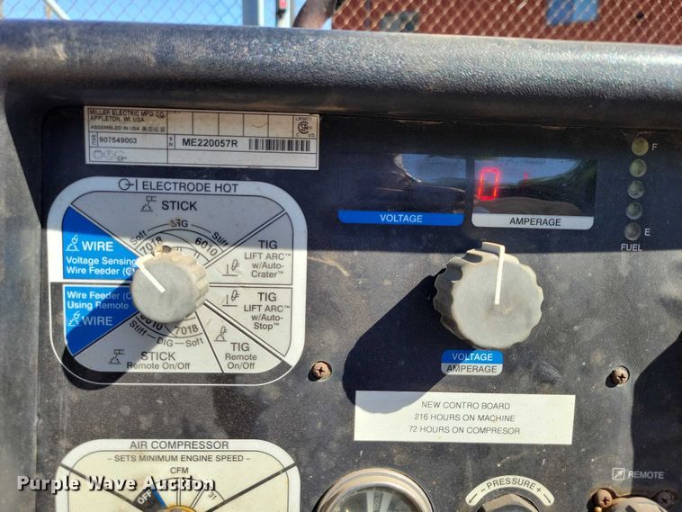 image for item EE1009 Miller Trailblazer 302 Air Pak welder/generator