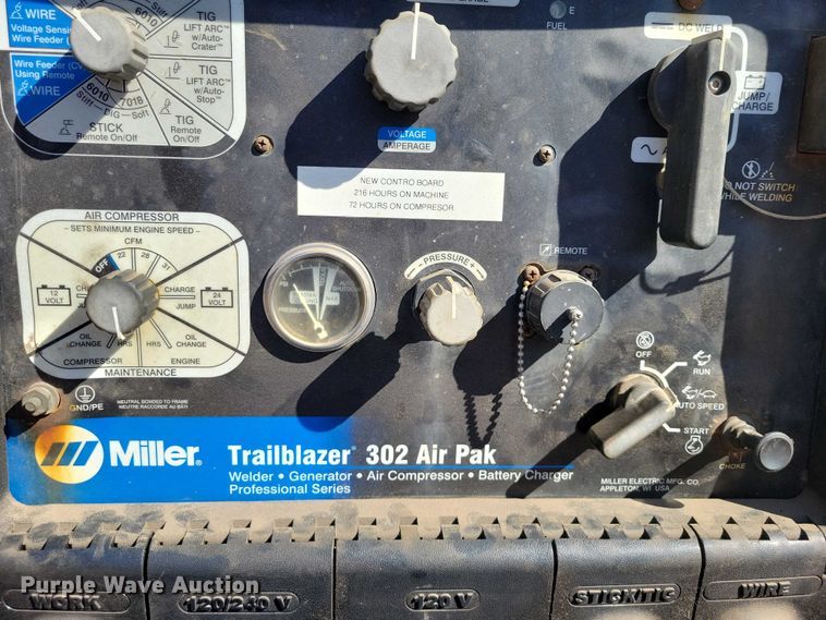 image for item EE1009 Miller Trailblazer 302 Air Pak welder/generator