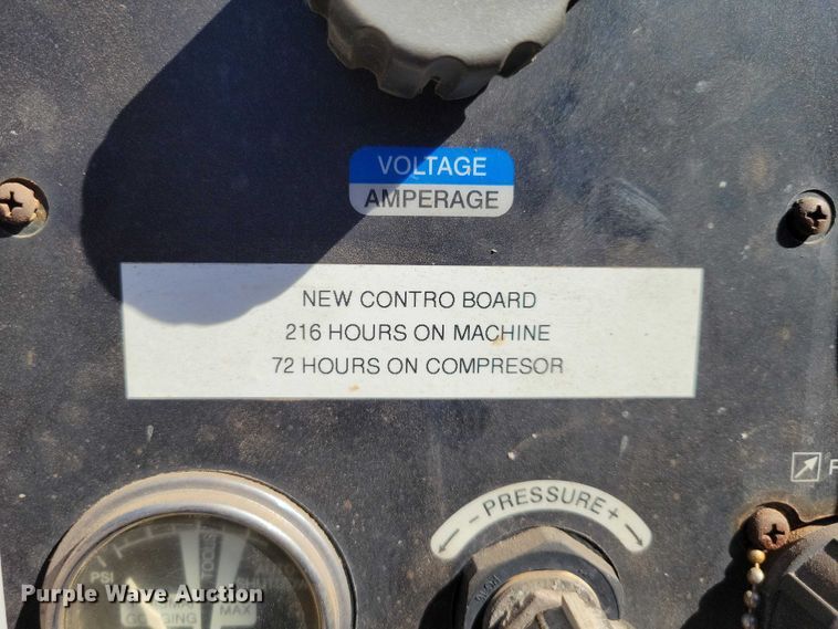 image for item EE1009 Miller Trailblazer 302 Air Pak welder/generator