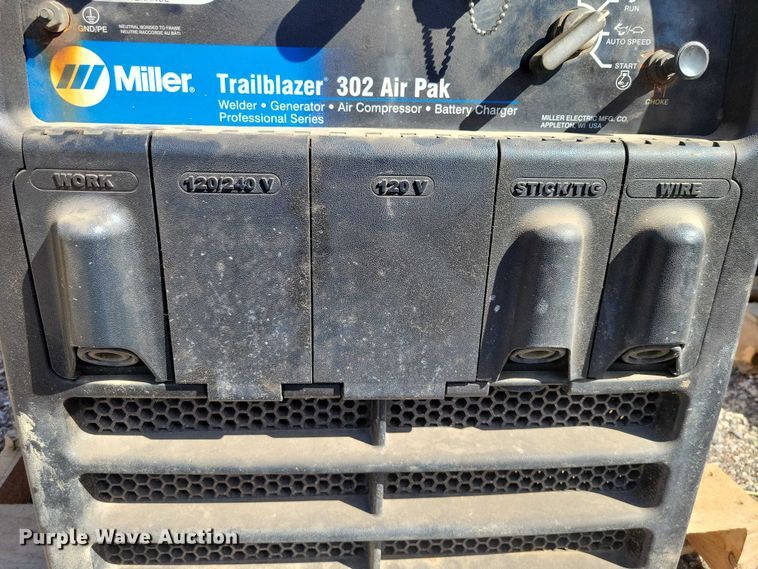 image for item EE1009 Miller Trailblazer 302 Air Pak welder/generator