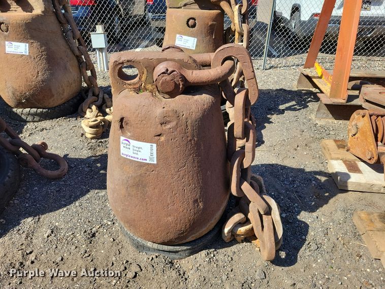 image for item EE1018 Wrecking ball