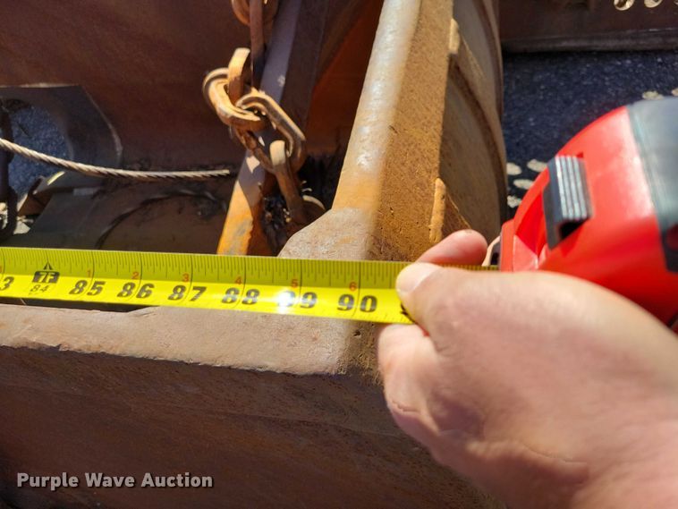 image for item EE1022 Hendrix drag line bucket