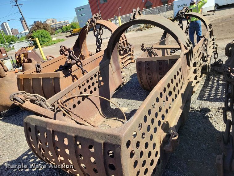 image for item EE1023 Hendrix drag line bucket