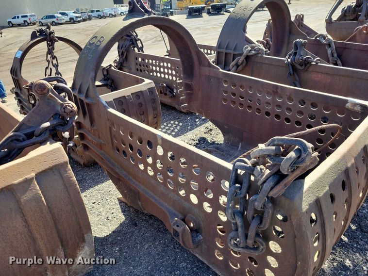 image for item EE1023 Hendrix drag line bucket