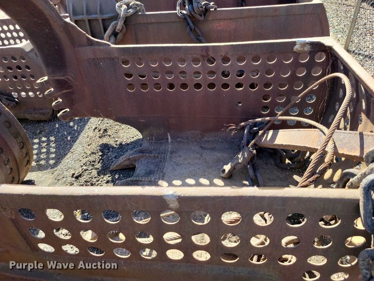 image for item EE1023 Hendrix drag line bucket