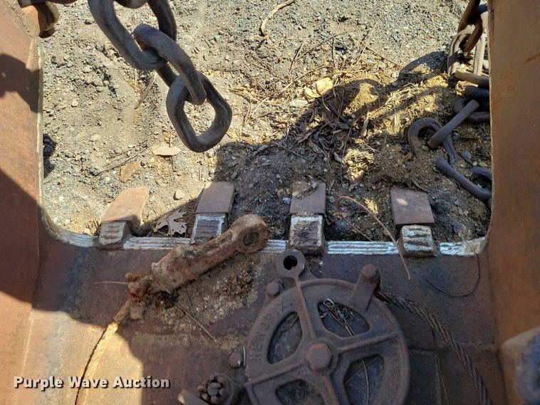 image for item EE1023 Hendrix drag line bucket