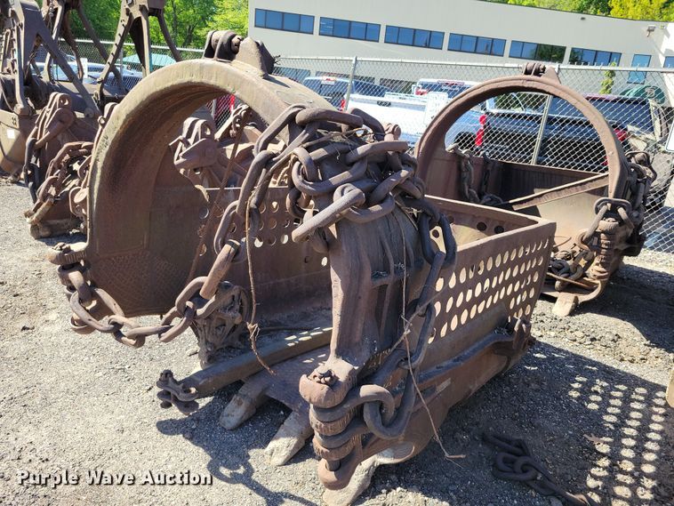 image for item EE1024 (2) Hendrix drag line buckets 