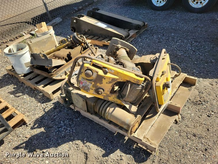 image for item EE1033 (3) Wacker Neuson plate compactors