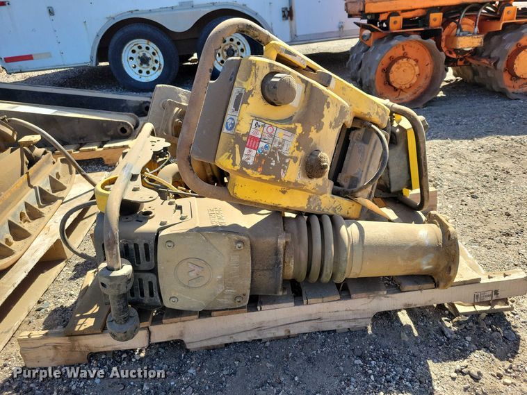 image for item EE1033 (3) Wacker Neuson plate compactors