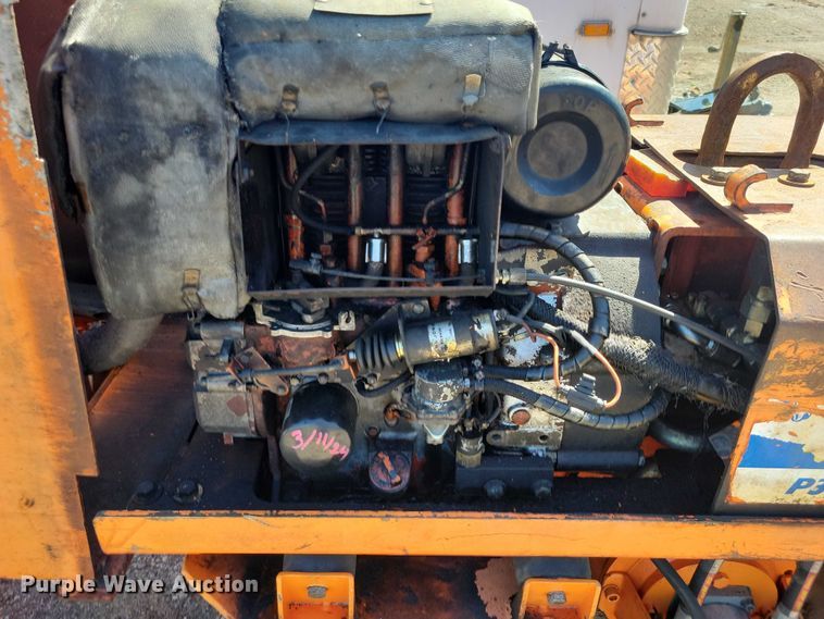 image for item EE1035 Ampac P33/24 trench compactor
