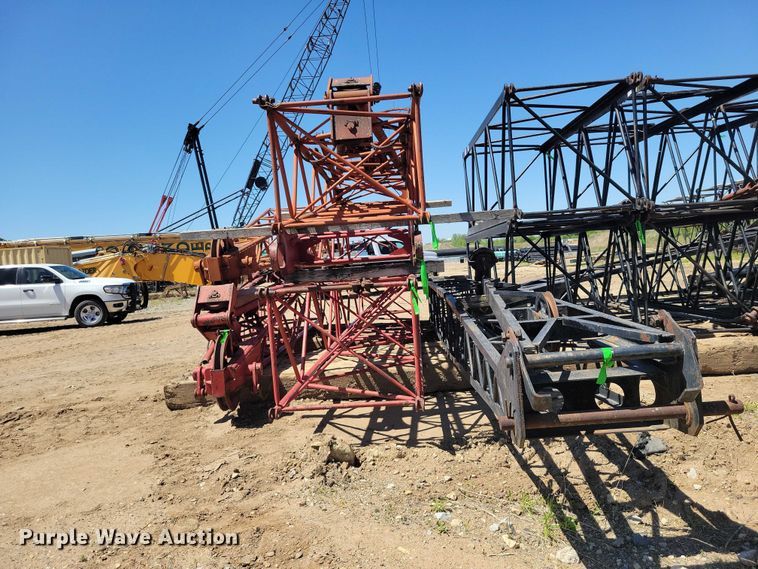 image for item EE1039 (6) crane boom sections