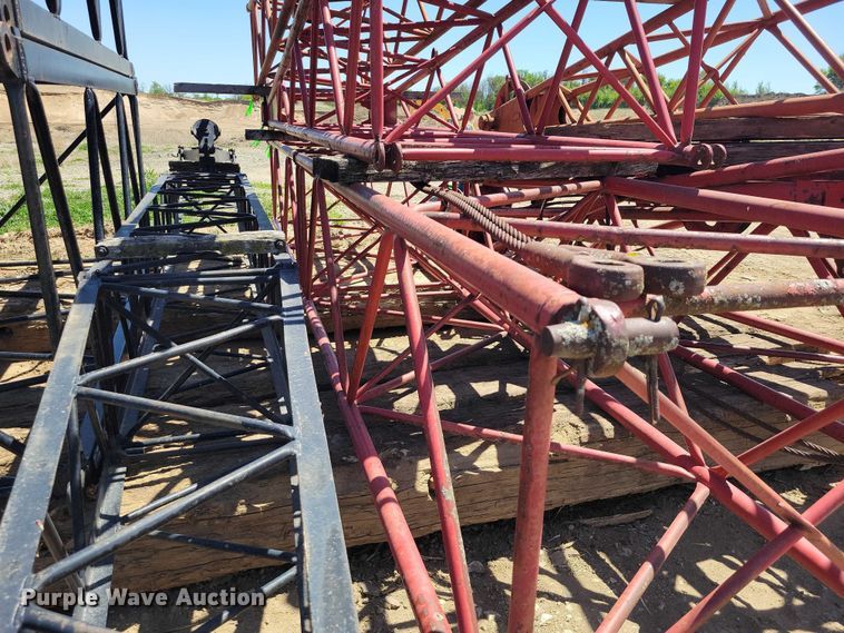 image for item EE1039 (6) crane boom sections