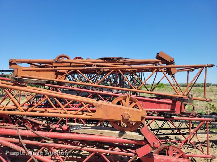 image for item EE1039 (6) crane boom sections