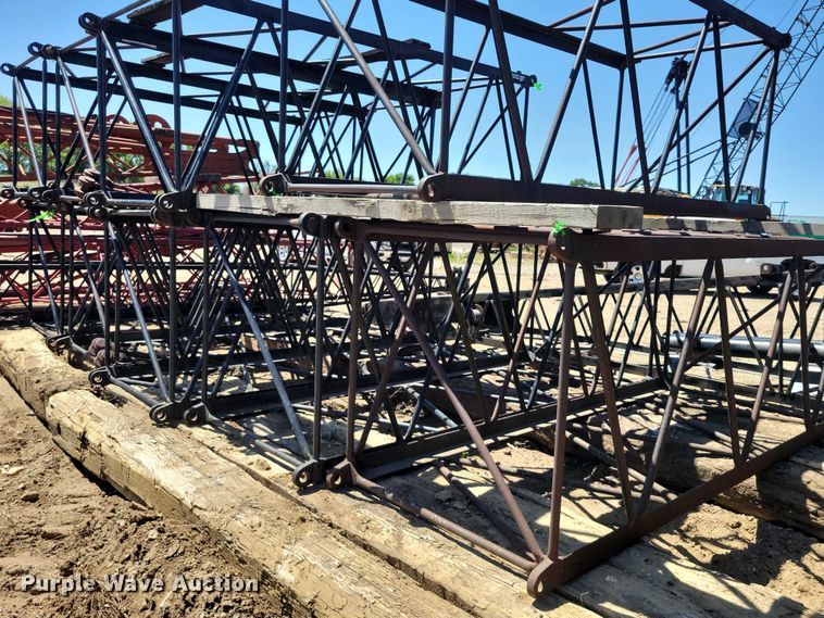image for item EE1040 (10) crane boom sections
