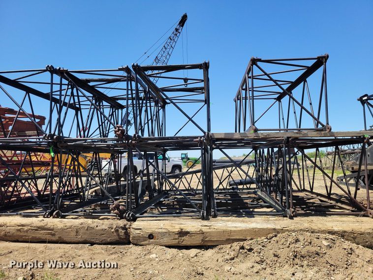 image for item EE1040 (10) crane boom sections