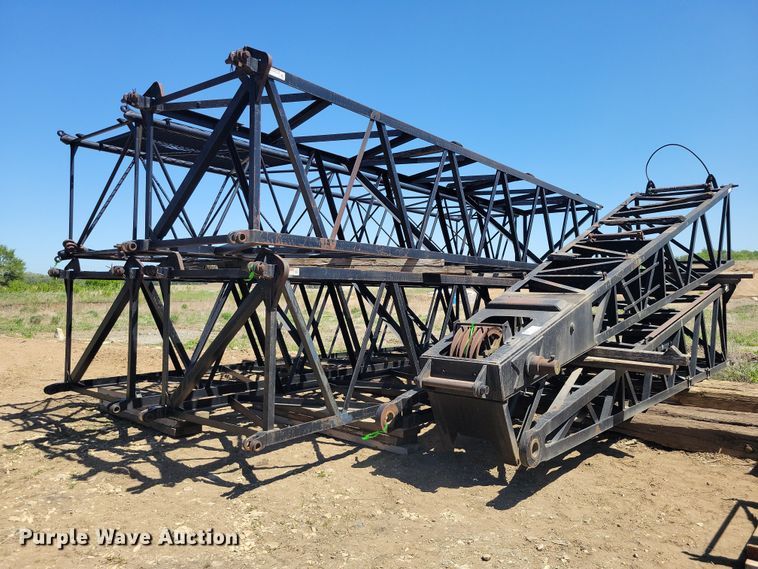 image for item EE1041 (6) crane boom sections