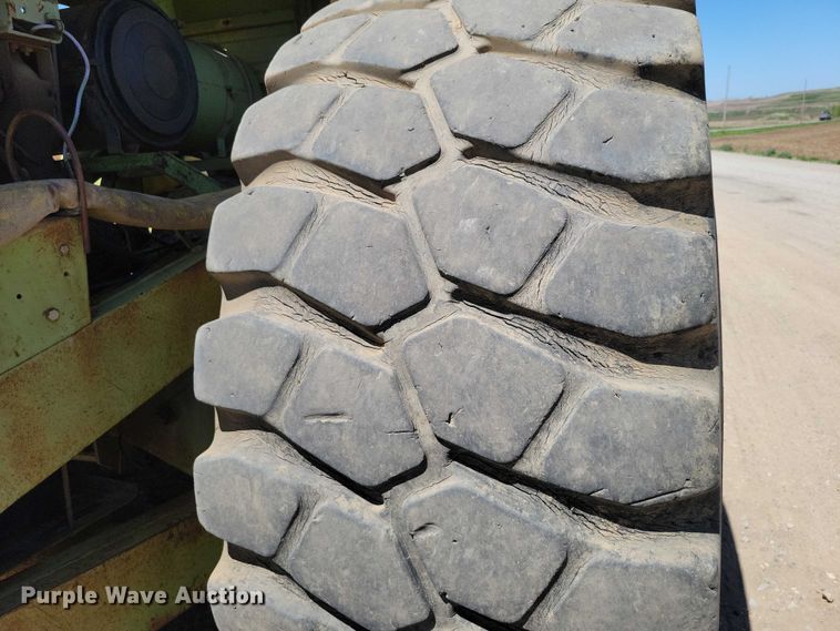 image for item EE1042 Euclid TS-14 water wagon