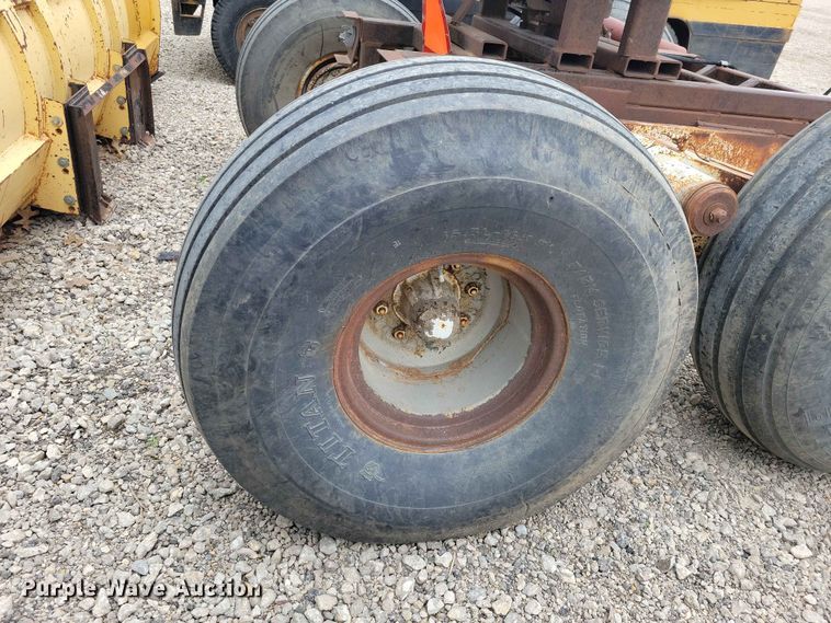 image for item EE1044 Tile trailer