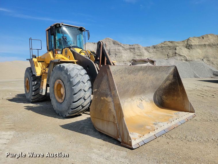 image for item EE1045 2008 Volvo L220F wheel loader