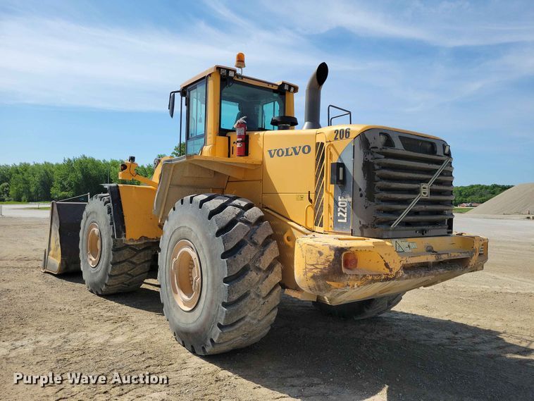 image for item EE1045 2008 Volvo L220F wheel loader