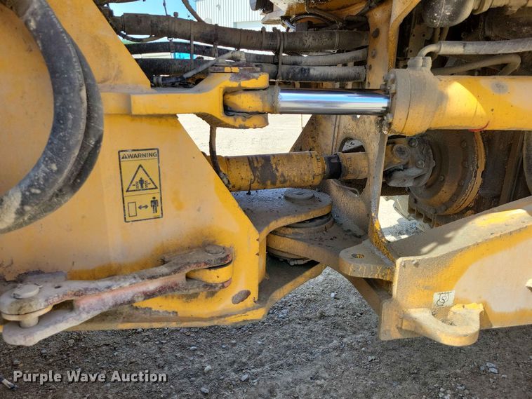 image for item EE1045 2008 Volvo L220F wheel loader