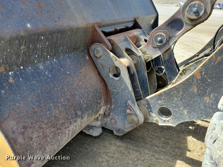 image for item EE1045 2008 Volvo L220F wheel loader