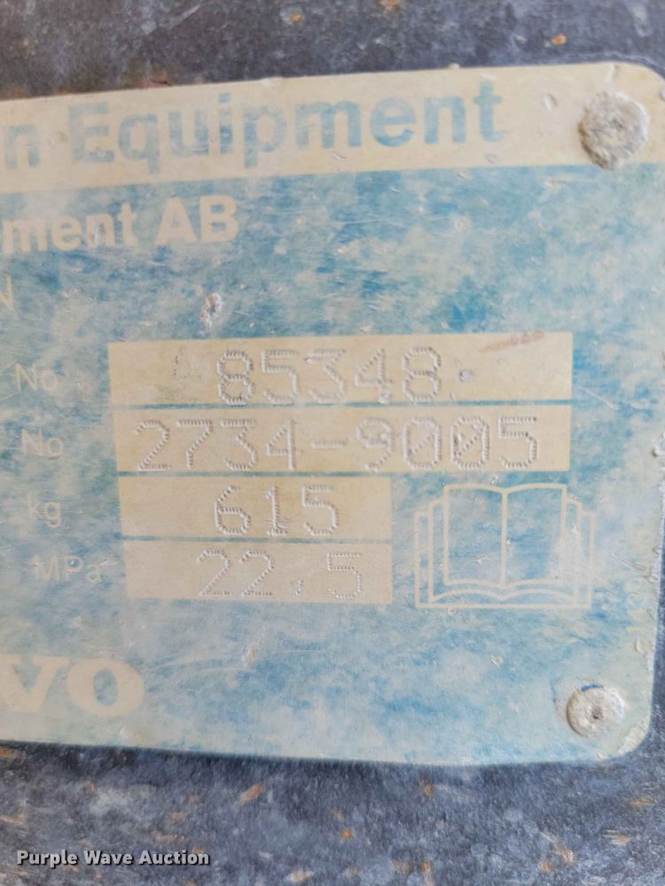 image for item EE1045 2008 Volvo L220F wheel loader