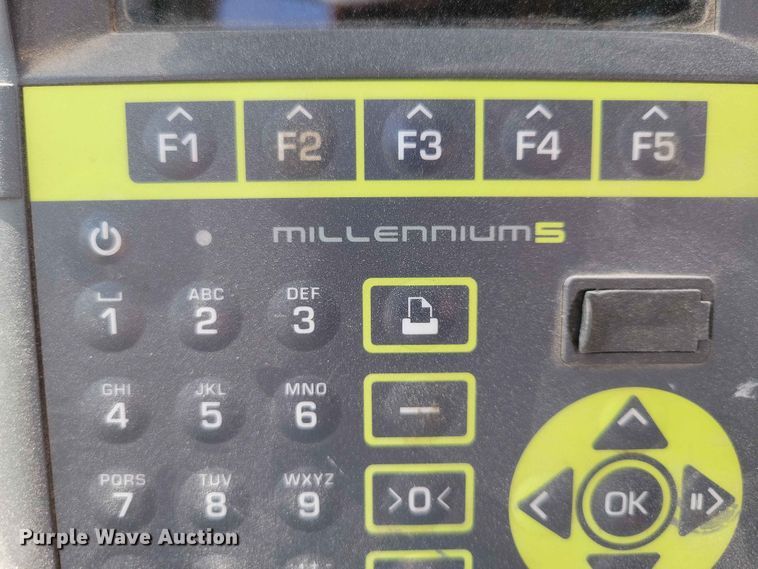 image for item EE1045 2008 Volvo L220F wheel loader