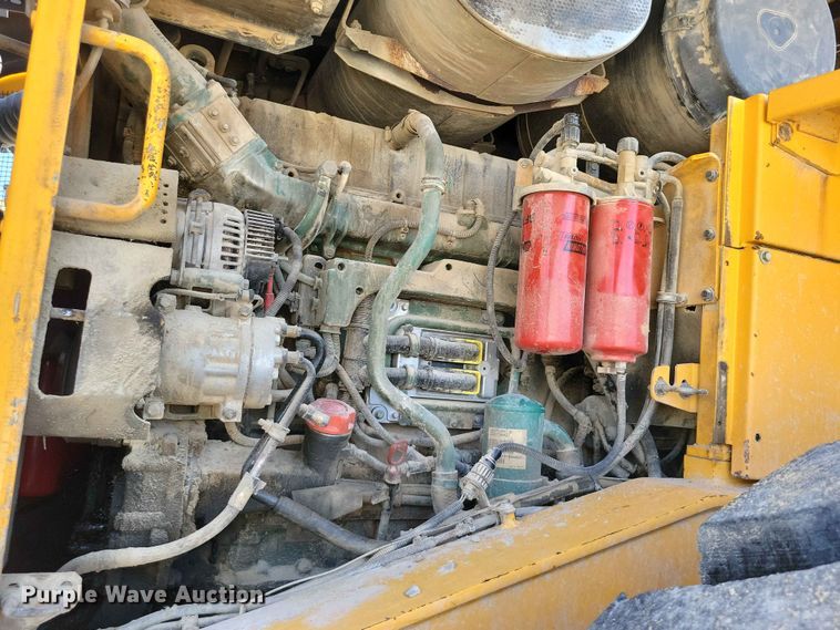 image for item EE1045 2008 Volvo L220F wheel loader