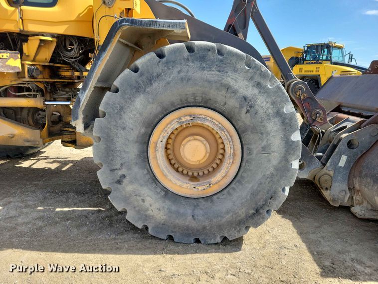 image for item EE1045 2008 Volvo L220F wheel loader