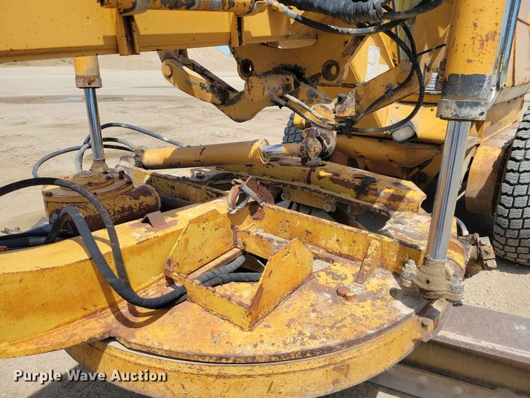 image for item EE1046 Dresser 850 motor grader
