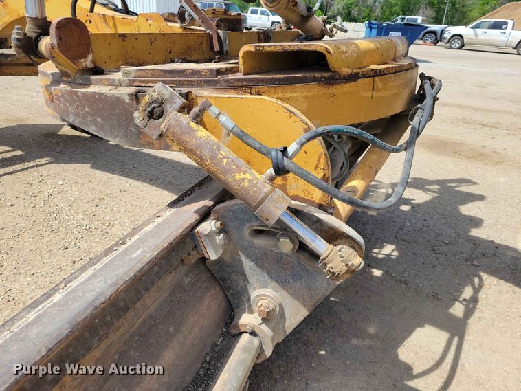 image for item EE1046 Dresser 850 motor grader
