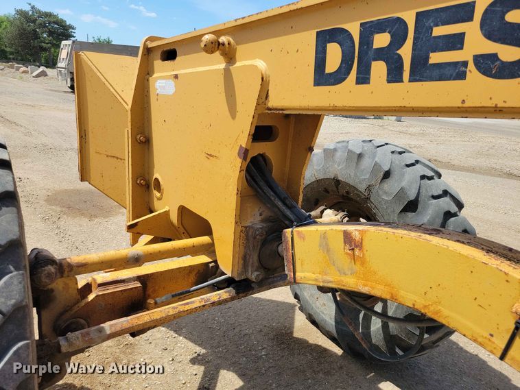 image for item EE1046 Dresser 850 motor grader