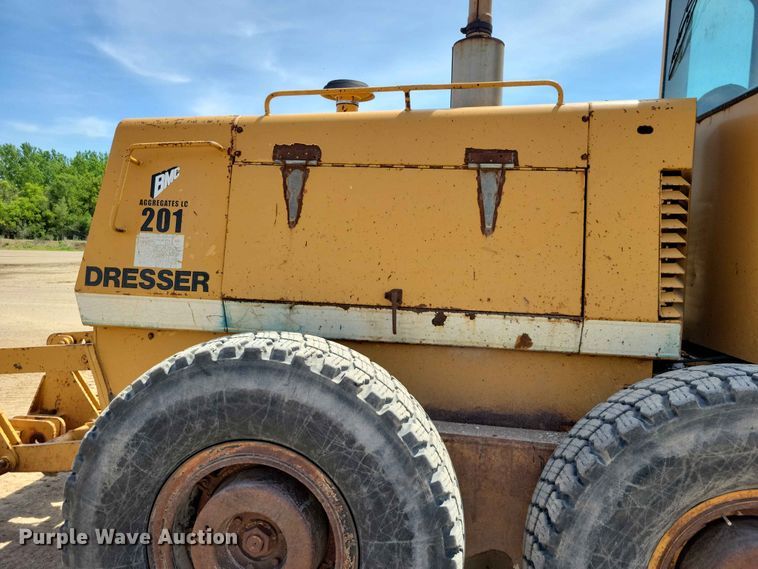 image for item EE1046 Dresser 850 motor grader