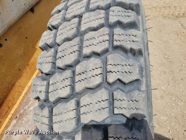 image for item EE1046 Dresser 850 motor grader